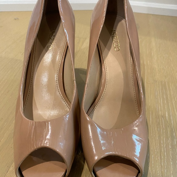 Arezzo (Brazilian brand ) high hills shoes. Size : 8 / 8.5 - Picture 2 of 5